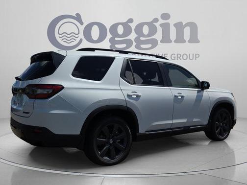 Solar Silver Metallic 2026 Honda Pilot Sport