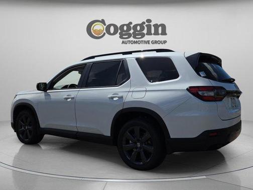 Solar Silver Metallic 2026 Honda Pilot Sport