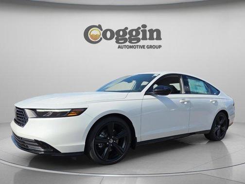 Platinum White Pearl 2026 Honda Accord Hybrid Sport-L