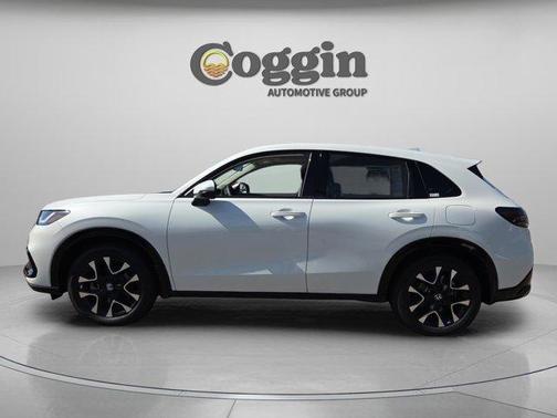 Platinum White Pearl 2026 Honda HR-V EX-L