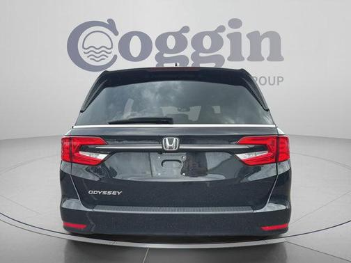 Crystal Black Pearl 2024 Honda Odyssey EX-L