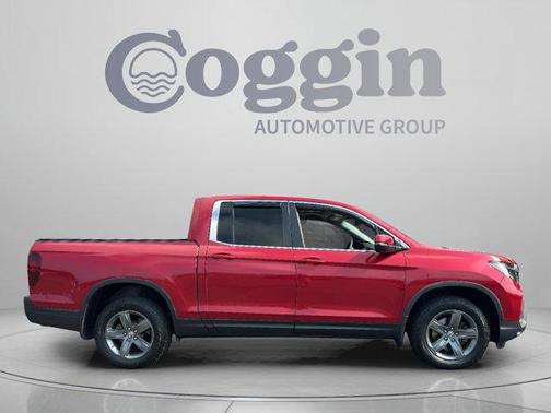 Radiant Red Metallic II 2021 Honda Ridgeline RTL