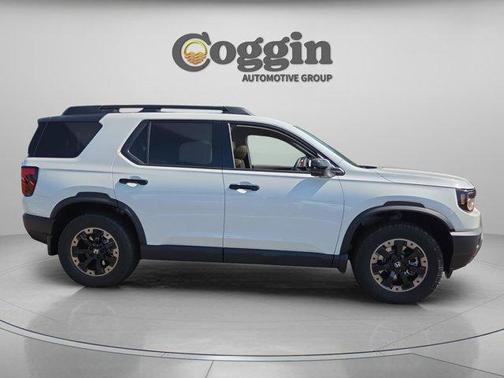 Platinum White Pearl 2026 Honda Passport TrailSport Elite