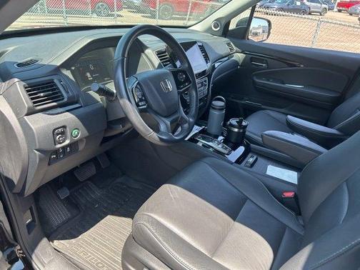 2022 Honda Pilot Touring 7-Passenger