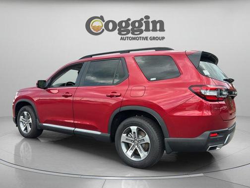 Radiant Red Metallic II 2026 Honda Pilot EX-L
