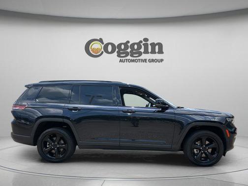 Midnight Sky 2023 Jeep Grand Cherokee L Limited