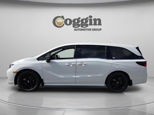Platinum White Pearl 2026 Honda Odyssey Sport-L