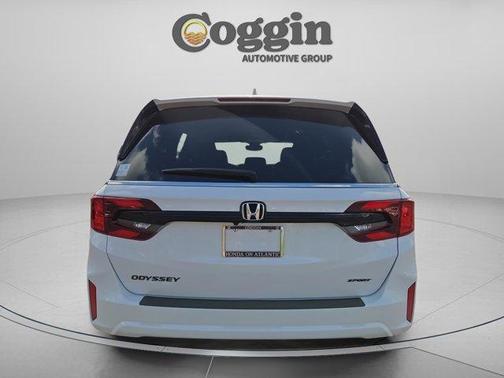 Platinum White Pearl 2026 Honda Odyssey Sport-L