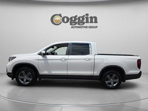 Lunar Silver Metallic 2023 Honda Ridgeline RTL