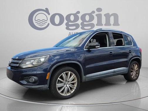 Blue 2016 Volkswagen Tiguan S