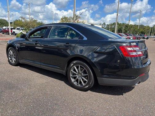 2013 Ford Taurus SEL