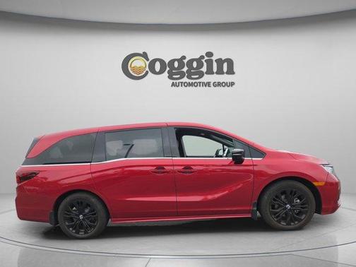 Radiant Red Metallic II 2025 Honda Odyssey Sport-L