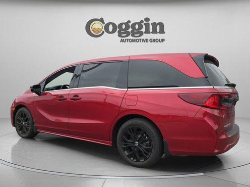 Radiant Red Metallic II 2025 Honda Odyssey Sport-L