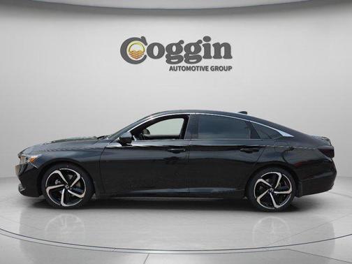 Crystal Black Pearl 2022 Honda Accord Sport 1.5T