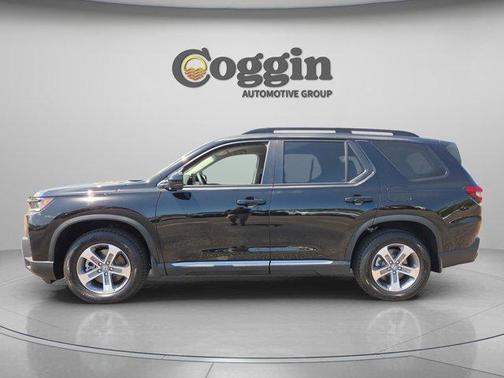 Crystal Black Pearl 2026 Honda Pilot EX-L