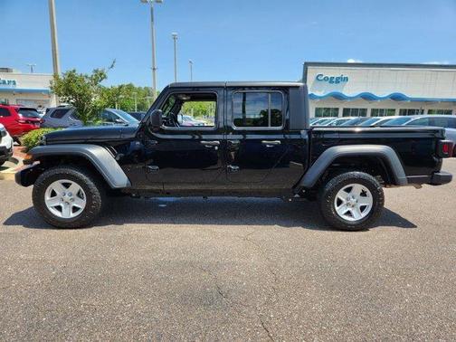 2023 Jeep Gladiator Sport