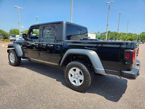 2023 Jeep Gladiator Sport
