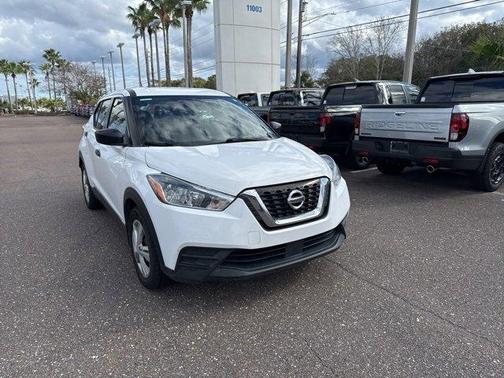 2020 Nissan Kicks S