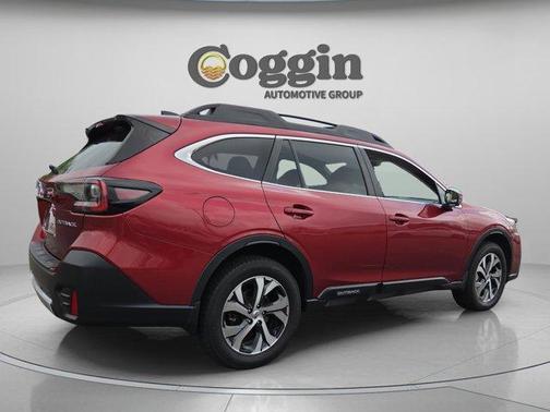 Crimson Red Pearl 2022 Subaru Outback Limited