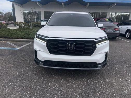 2023 Honda Pilot EX-L 8-Passenger