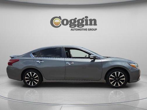 Gun Metallic 2018 Nissan Altima 2.5 SL