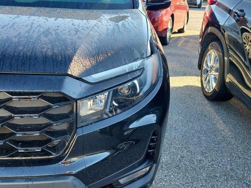 Crystal Black Pearl 2023 Honda Passport Elite