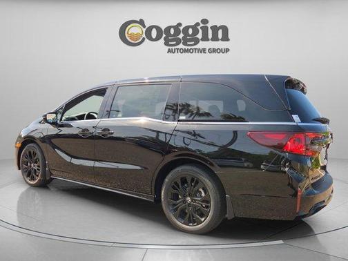 Crystal Black Pearl 2026 Honda Odyssey Sport-L