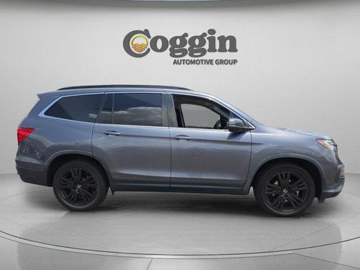 Modern Steel Metallic 2022 Honda Pilot Special Edition