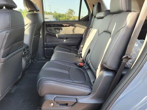 2025 Honda Pilot Touring+
