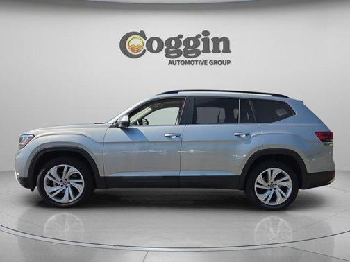 2022 Volkswagen Atlas 3.6L SE w/Technology