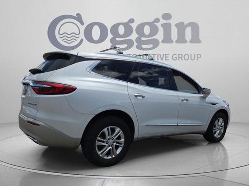 White Frost Tri-Coat 2019 Buick Enclave Essence