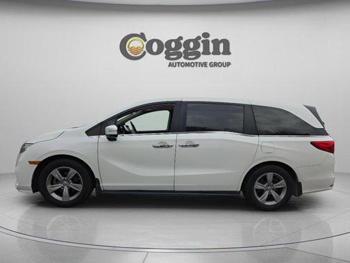 White Diamond Pearl 2019 Honda Odyssey EX
