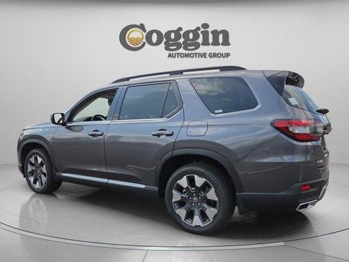 Modern Steel Metallic 2026 Honda Pilot Elite