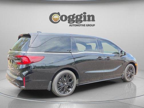 Crystal Black Pearl 2026 Honda Odyssey Sport-L