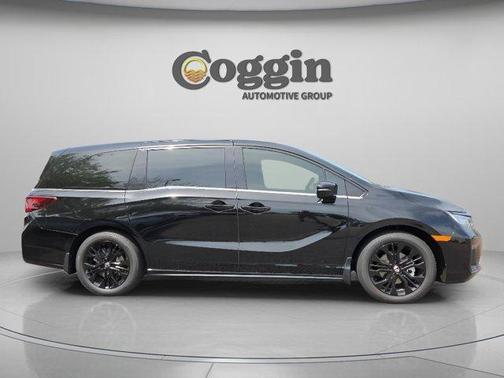 Crystal Black Pearl 2026 Honda Odyssey Sport-L