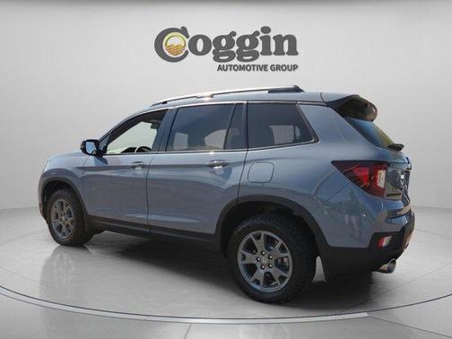 Sonic Gray Pearl 2025 Honda Passport TrailSport