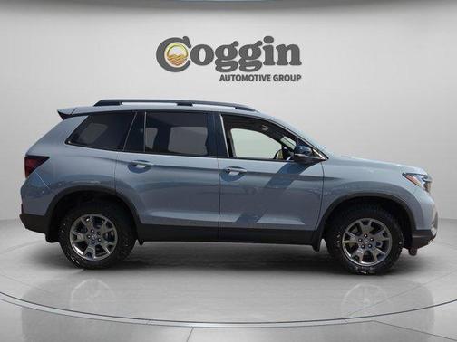 Sonic Gray Pearl 2025 Honda Passport TrailSport