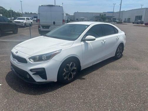Clear White 2021 Kia Forte LXS