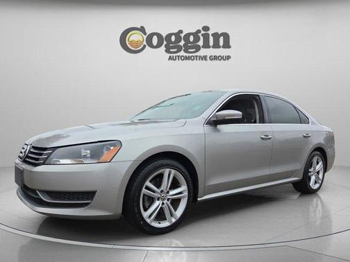 2014 Volkswagen Passat SE