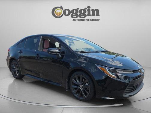 Midnight Black Metallic 2025 Toyota Corolla LE