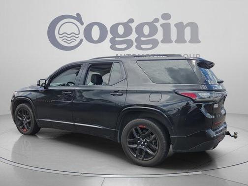 Mosaic Black Metallic 2020 Chevrolet Traverse Premier