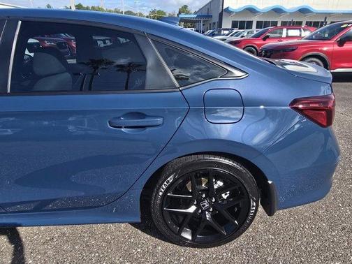 2025 Honda Civic Hybrid 