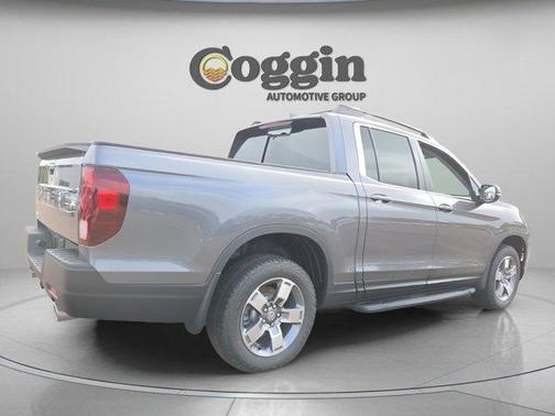 Modern Steel Metallic 2026 Honda Ridgeline RTL