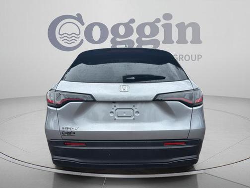 Lunar Silver Metallic 2023 Honda HR-V LX