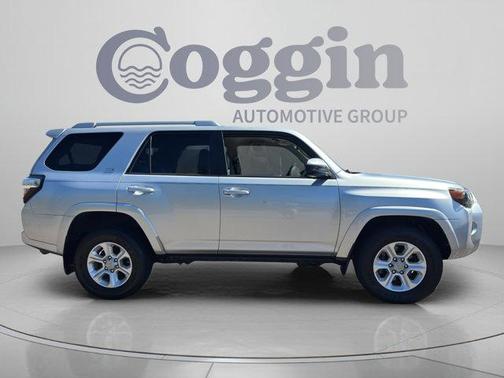 Classic Silver Metallic 2015 Toyota 4Runner SR5