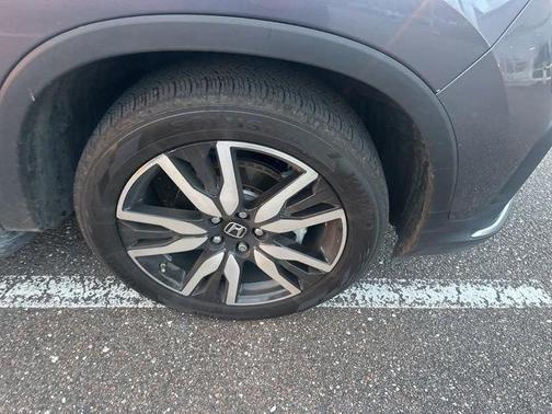 2021 Honda Pilot Touring 8-Passenger