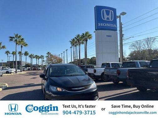 2017 Chrysler Pacifica Touring