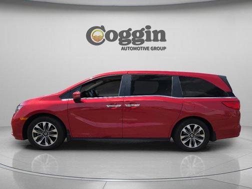 Radiant Red Metallic II 2023 Honda Odyssey EX-L