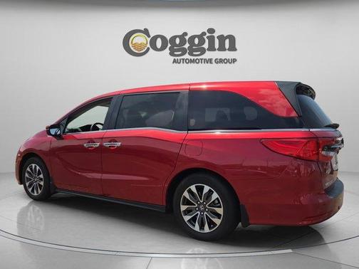 Radiant Red Metallic II 2023 Honda Odyssey EX-L