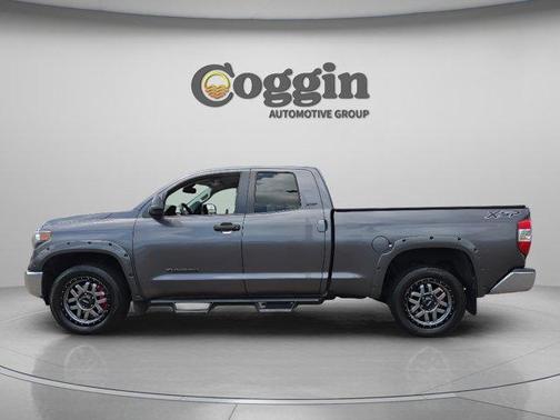 Magnetic Gray Metallic 2019 Toyota Tundra SR